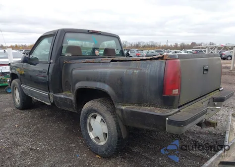 1996 Chevrolet Gmt-400 K1500 z USA, uszkodzony, nr VIN 1GCEK14R8TZ163753